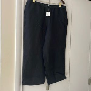 J Jill linen crop pant. New with tag